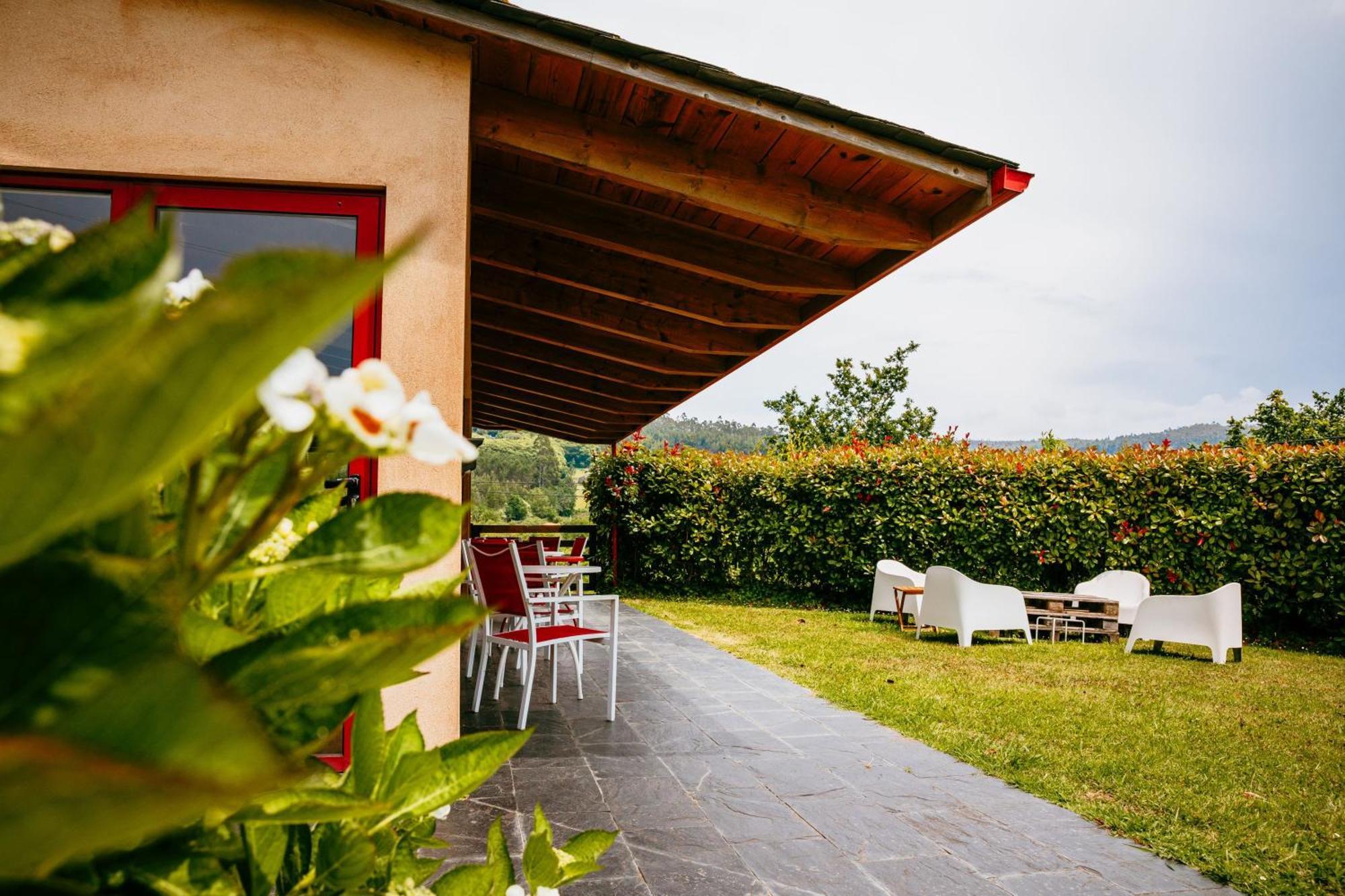 Hotel El Castano Dormilon Санта-Марта-де-Ортигейра Экстерьер фото